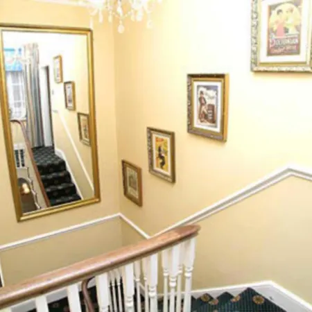 41 Eldon Street * York